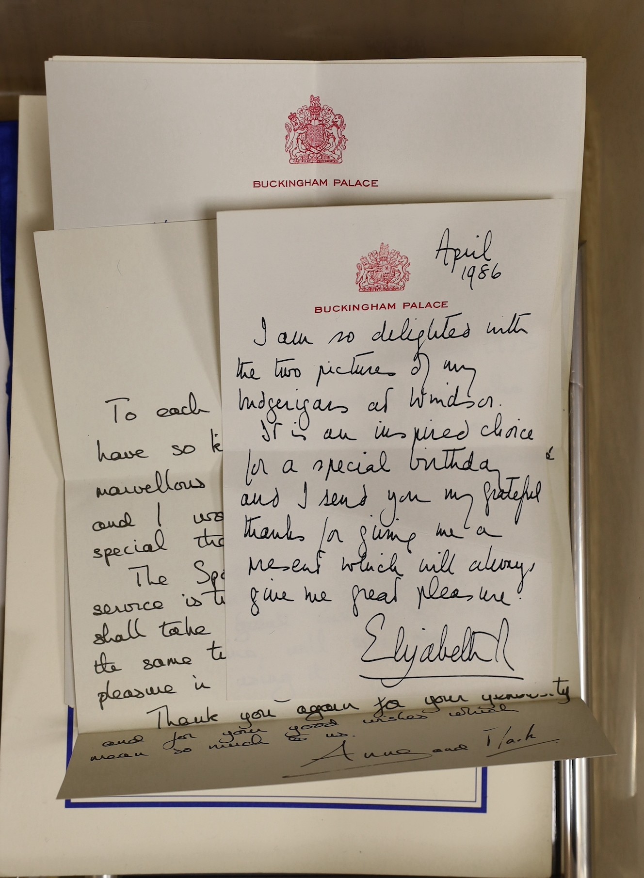 A mixed collection of ephemera relating to The British Royal family to include facsimile letters written by Her Majesty Queen Elizabeth II Princess Anne, etc., also together with various banquet menus, also together with